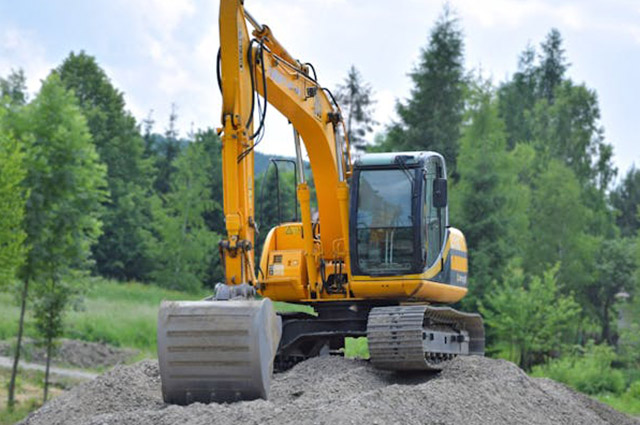 Providing Queensland farmers with loans for earthmoving machines, tractors, and agricultural equipment